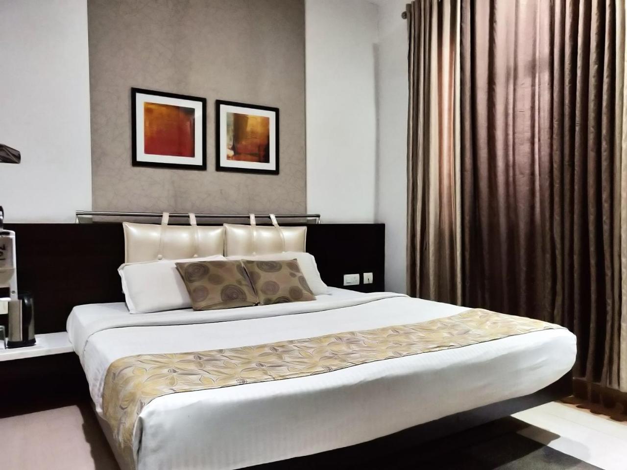 Hotel Rockland Jaipur Exteriör bild