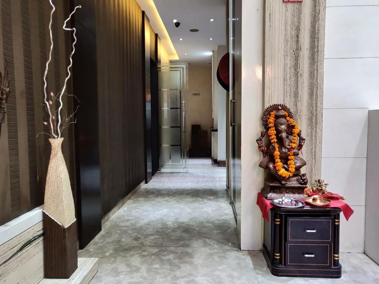 Hotel Rockland Jaipur Exteriör bild